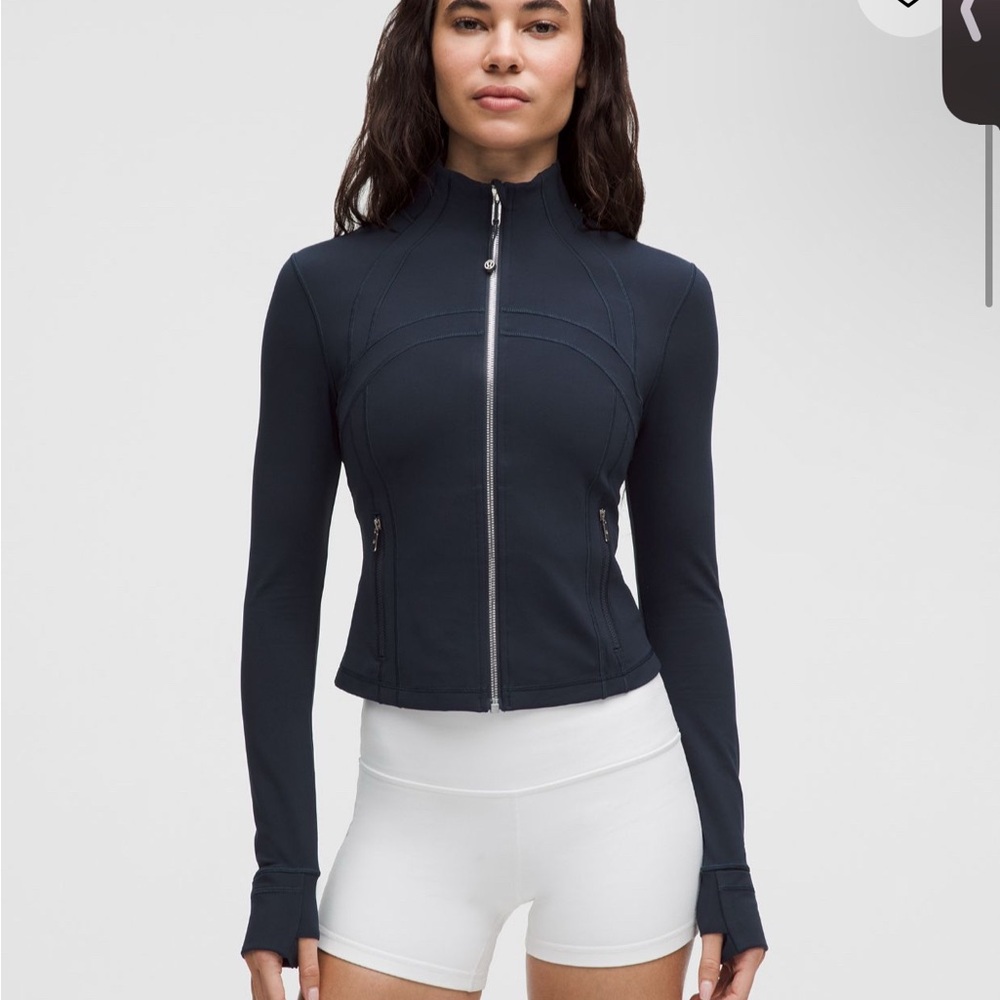 NWT Lululemon True Navy/Silver Define Jacket- Size 4